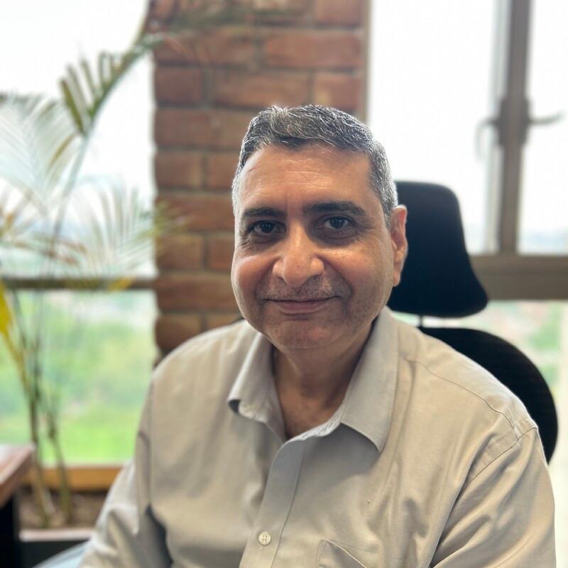 Mahiyar Dastur, founder of Avesta, at his desk